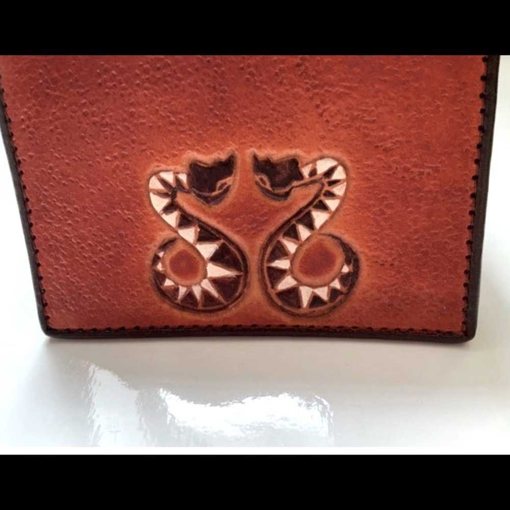 SOLD 🥳 Host Pick ⭐️ NEW Double Snake Motif Card Case/Wallet - Picture 2 of 5